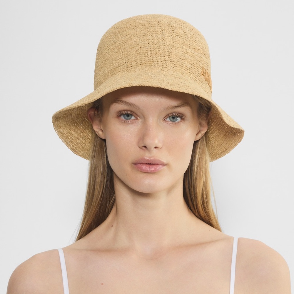 Aritzia Sunbeam Raffia Mini-brim Hat in sandy beige/tonal